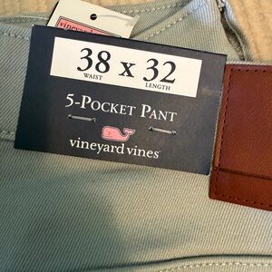 Vineyard Vines 5-Pocket Pant in Light Grey